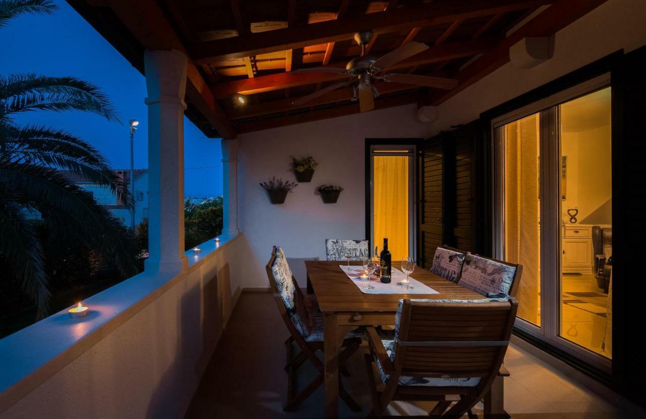 Holiday Home Brac Supetar Eksteriør bilde