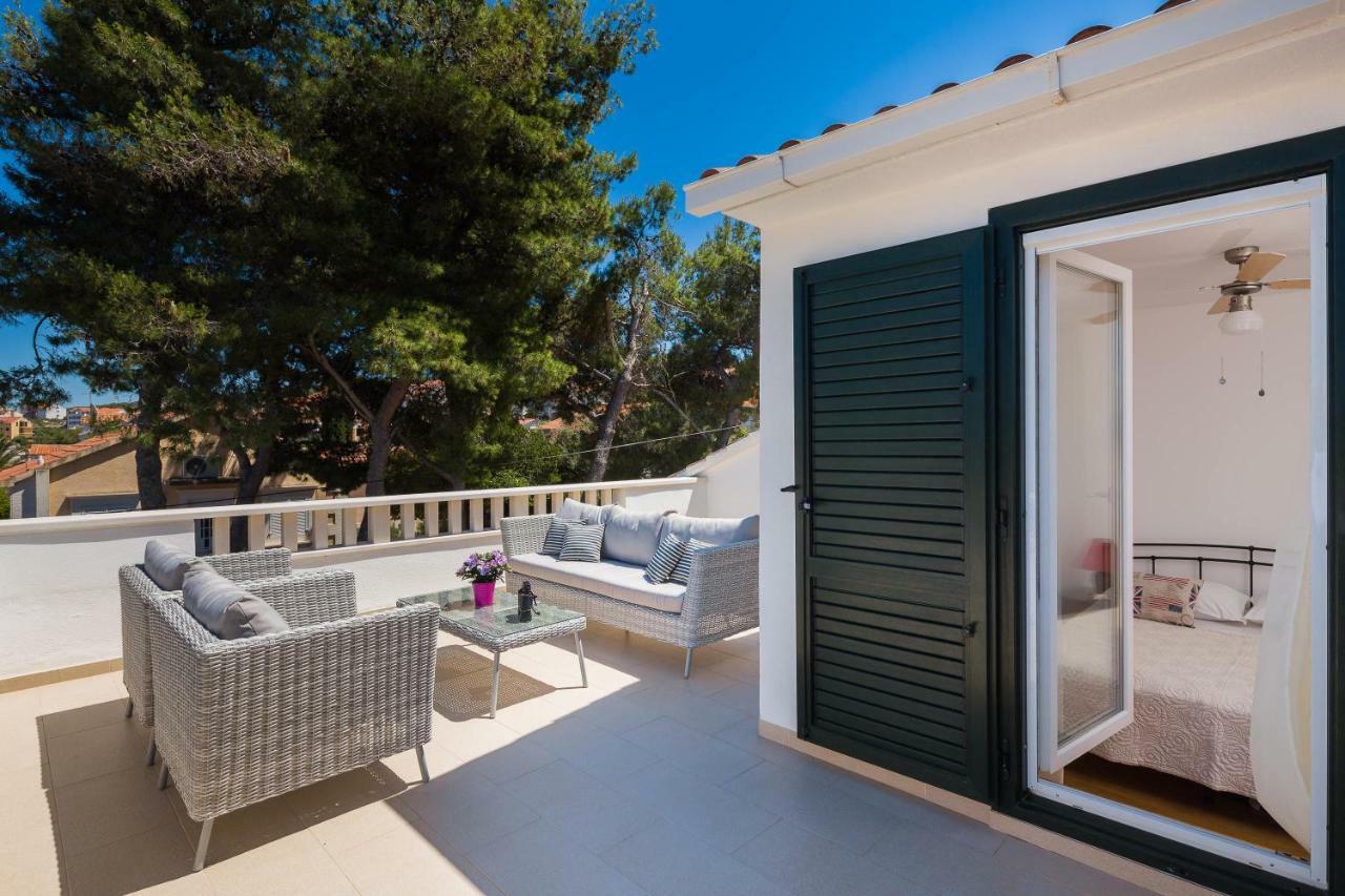 Holiday Home Brac Supetar Eksteriør bilde