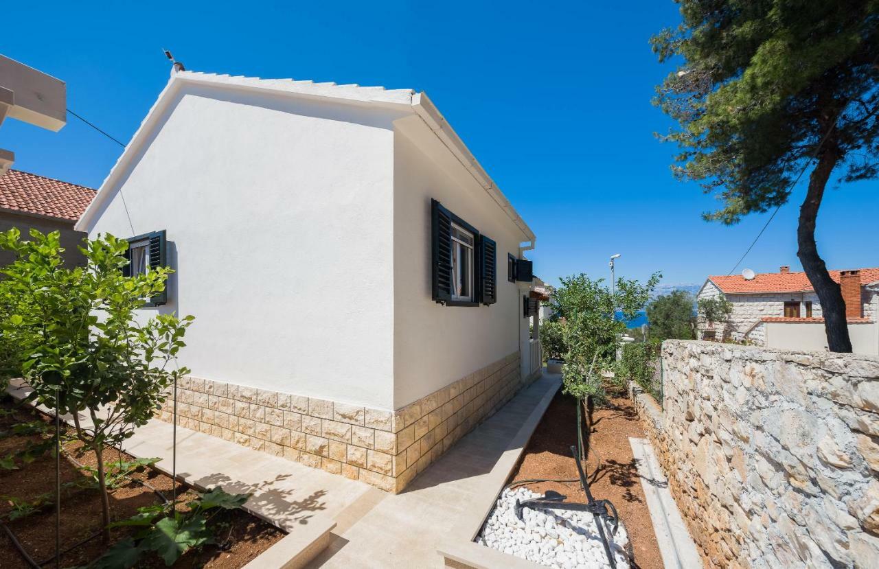 Holiday Home Brac Supetar Eksteriør bilde