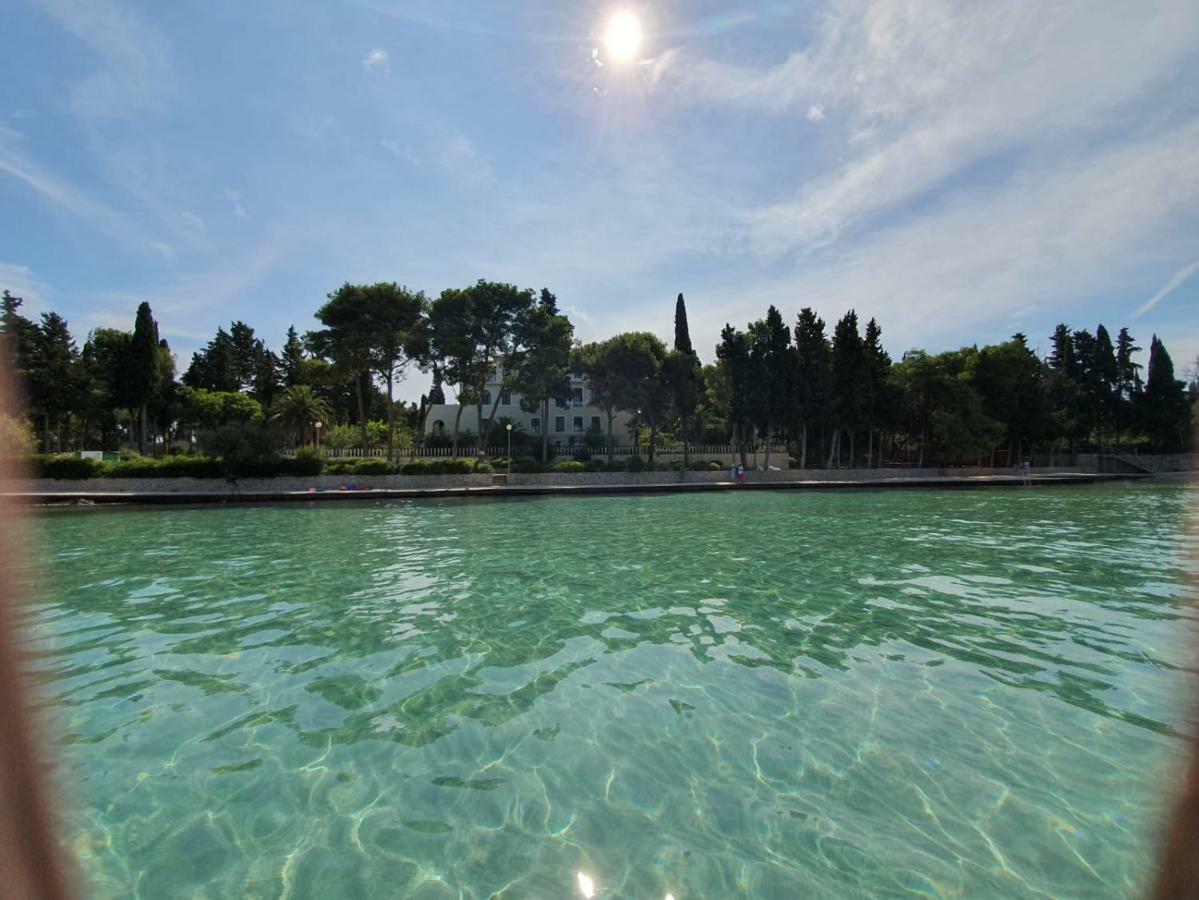 Holiday Home Brac Supetar Eksteriør bilde